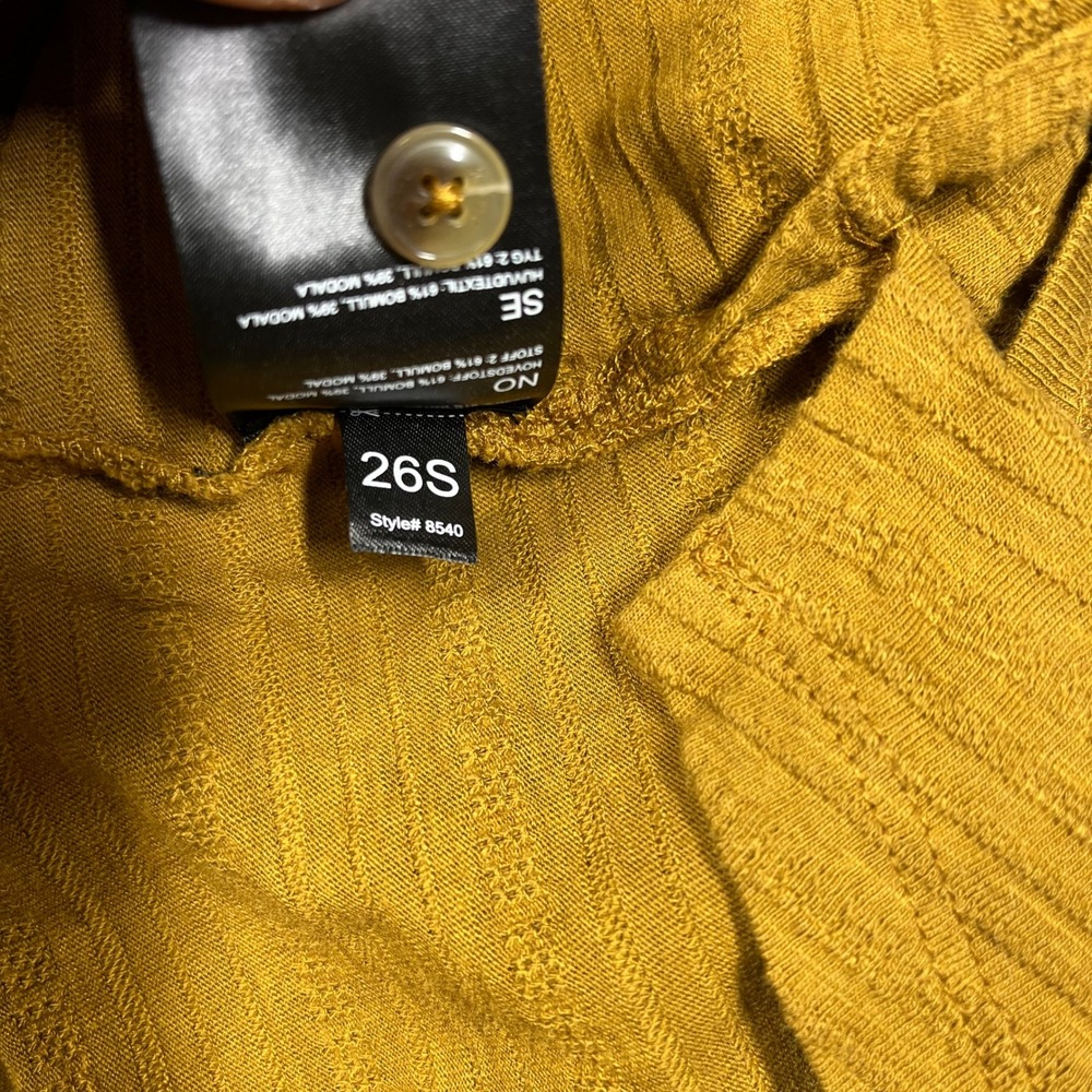 KUHL Henley Tank Women XS Sleeveless Ribbed Mustard Yellow Casual Outdoor - Picture 6 of 9